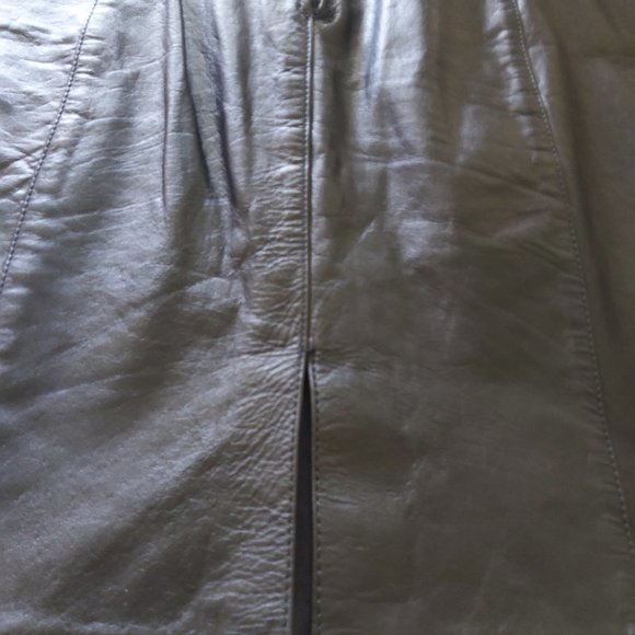Leather Skirt - Picture 4 of 10